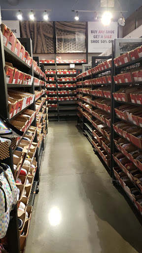 Shoe Store «Vans», reviews and photos, 10600 Quil Ceda Blvd #0660, Tulalip, WA 98271, USA