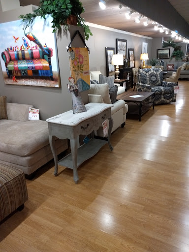 Furniture Store «Brown Squirrel Furniture», reviews and photos, 9901 Sherrill Blvd, Knoxville, TN 37932, USA