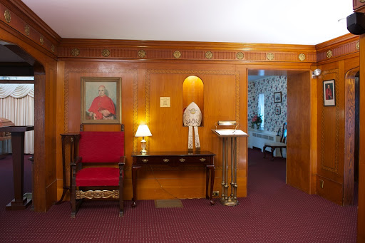 Cremation Service «MacKinnon Funeral Home, Inc.», reviews and photos, 760 Washington St, Whitman, MA 02382, USA