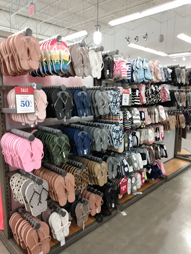 Clothing Store «Old Navy», reviews and photos, 4806 S Baldwin Rd, Orion Charter Township, MI 48359, USA