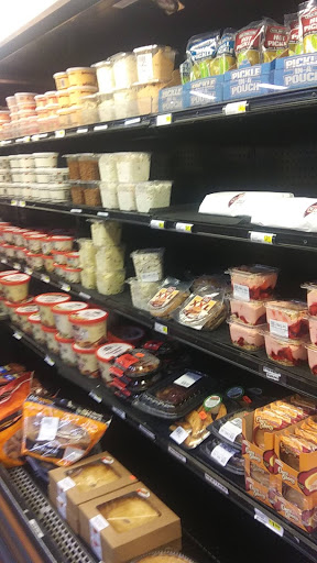 Supermarket «Cash Saver Grocery», reviews and photos, 3044 Wilson Ave, Louisville, KY 40211, USA