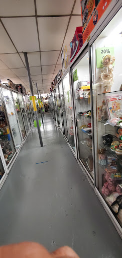 Antique Store «South Louisville Antique & Toy», reviews and photos, 4150 Blue Lick Rd # 8, Louisville, KY 40229, USA