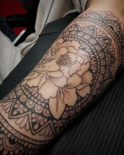 Explore female tattoo ideas with meaning, creative tattoo ideas in Anchorage, available at SDITATTOO, LLC