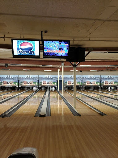 Bowling Alley «Walnut City Lanes», reviews and photos, 1800 SW East St, McMinnville, OR 97128, USA