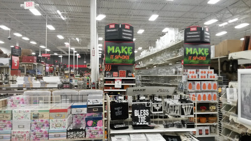 Craft Store «Michaels», reviews and photos, 340 Crossroads Blvd, Cary, NC 27511, USA