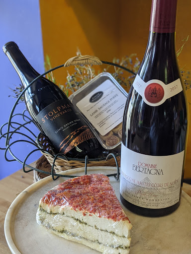 Wine Store «Piazza Discepoli Wine & Food», reviews and photos, 7754 Camargo Rd, Cincinnati, OH 45243, USA