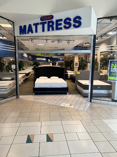 Mattress & Furniture Liquidators, 5145 N University Dr, Lauderhill, FL 33351, USA, 