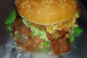 Bocados burger bilbao image