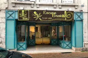 Escape Evasion image