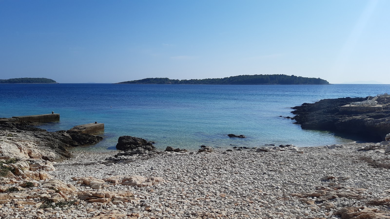 Nova beach'in fotoğrafı - Çocuklu aile gezginleri için önerilir