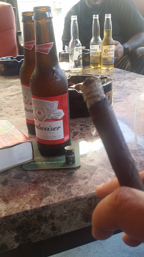 Cigar Shop «Cigar Room 2», reviews and photos, 378 Walnut St Ext, Agawam, MA 01001, USA