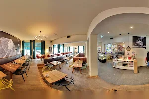Nieuw Rotterdams Café image