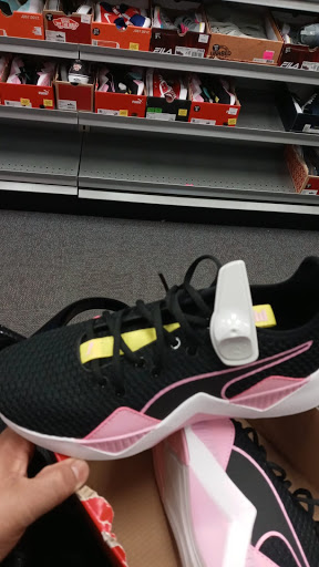 Shoe Store «Shoe Carnival», reviews and photos, 2350 S Parker Rd, Denver, CO 80231, USA