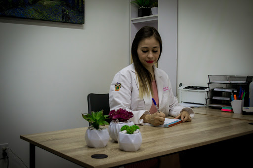 ONCOMEDICA - Dra. Citlalli López Arciga - Oncólogo e Internista certificado