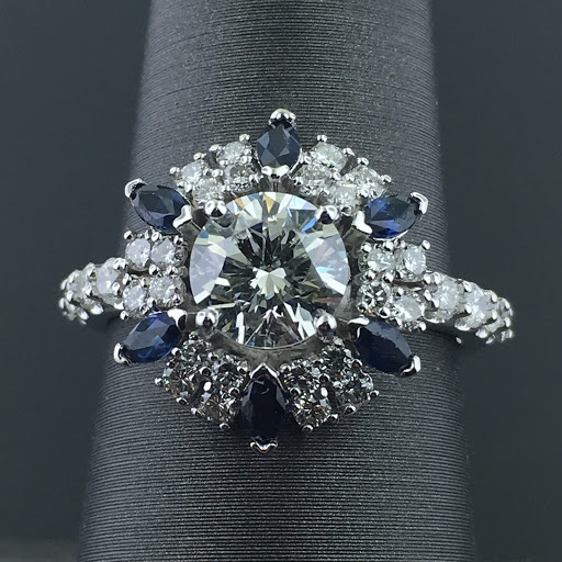 Jewelry Store «Trinity Jewelers», reviews and photos, 647 Mt Nebo Rd, Pittsburgh, PA 15237, USA