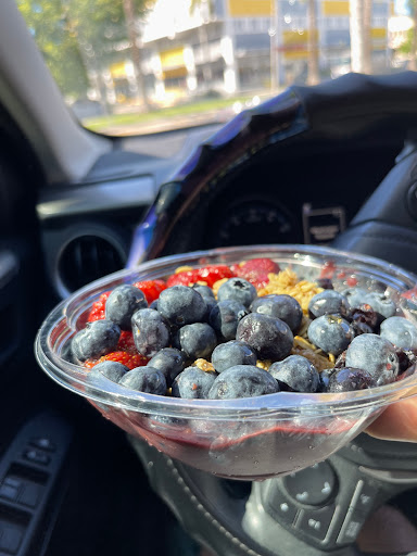Build Your Own Açaí Bowl w/ agave on top 