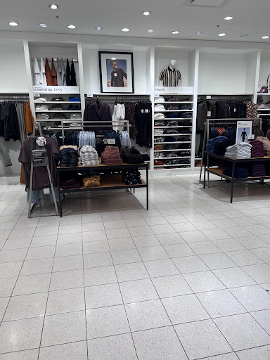 Clothing Store «Express», reviews and photos, 250 Lehigh Valley Mall, Whitehall, PA 18052, USA