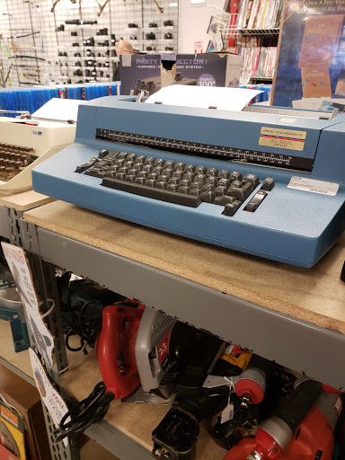 Second Hand Store «STUFF», reviews and photos, 9770 SE 82nd Ave, Happy Valley, OR 97086, USA