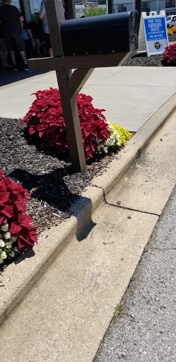 American Restaurant «Cracker Barrel Old Country Store», reviews and photos, 115 Gum Branch Rd, Dickson, TN 37055, USA