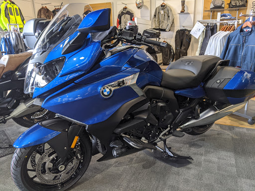 BMW Motorcycle Dealer «BMW Motorcycles of Cleveland», reviews and photos, 7315 N Aurora Rd, Aurora, OH 44202, USA