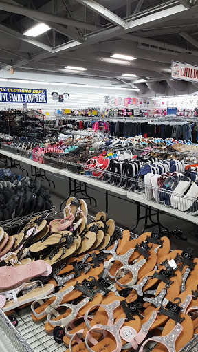 Discount Store «National Wholesale Liquidators», reviews and photos, 725 William T Morrissey Blvd, Dorchester, MA 02122, USA
