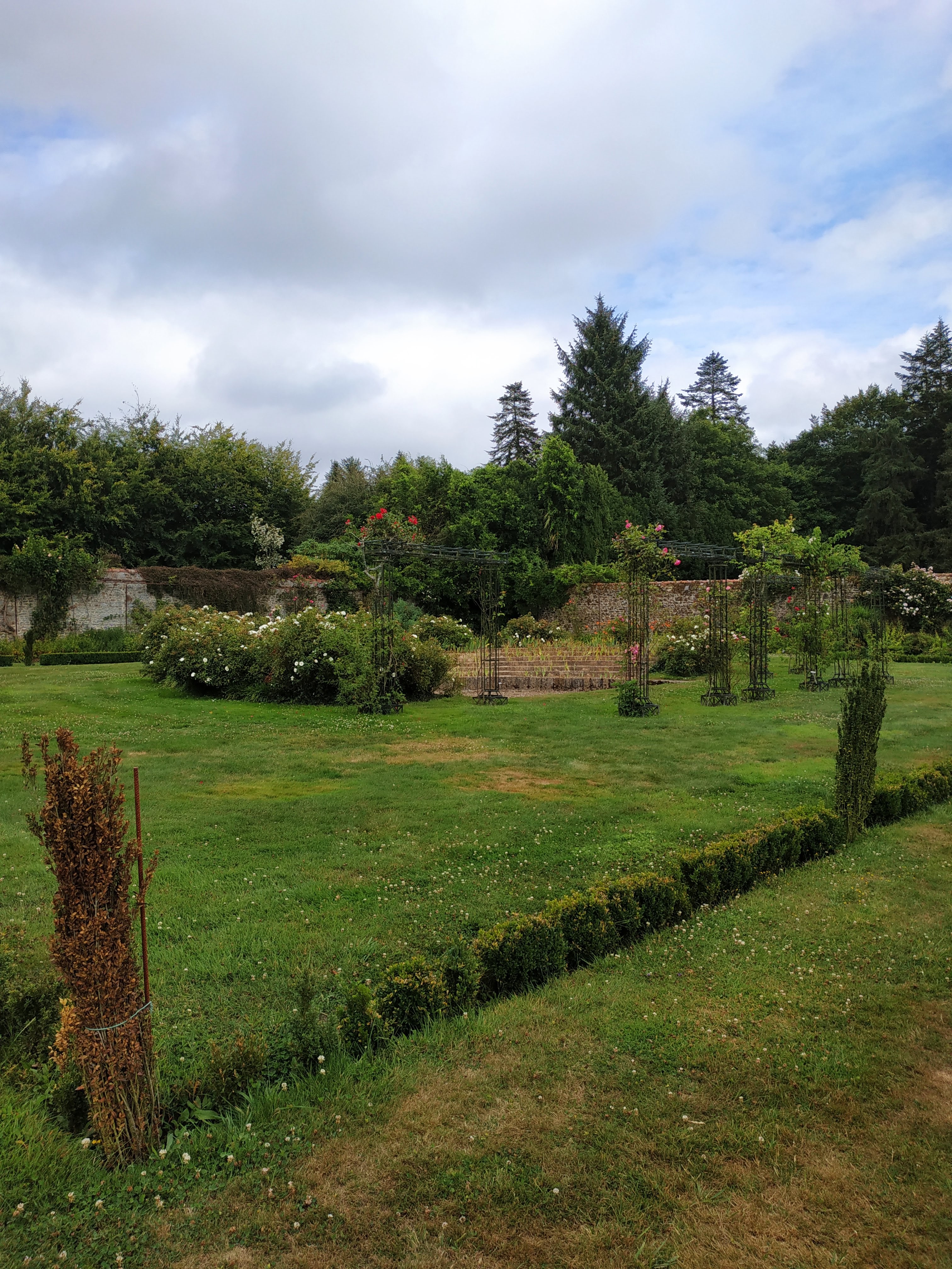 Photo n° 44 de l'avis de e.i fait le 05/08/2019 à 16:01