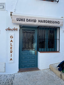 LUKE DAVID HAIRDRESSING C. Travesia, 1, 29788 Frigiliana, Málaga, España