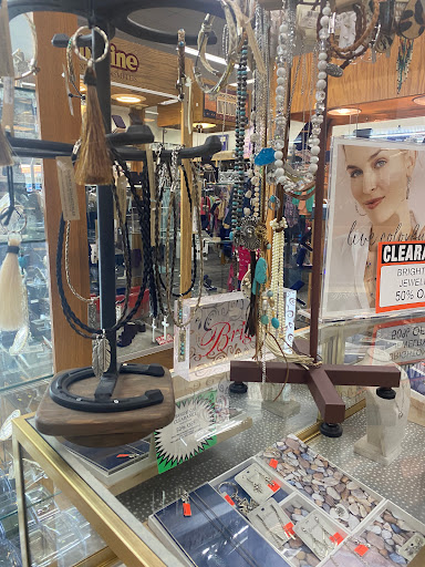Gun Shop «Gunnies», reviews and photos, 396 State St, Orem, UT 84058, USA