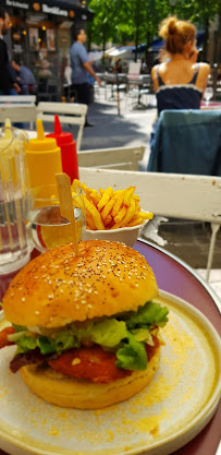 Hamburger du Restaurant Le Paradis à Paris - n°18