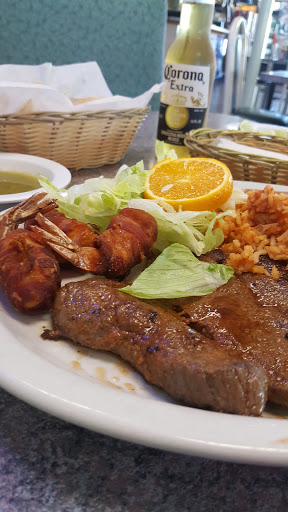 Restaurant «Mariscolandia», reviews and photos, 115 N McKinley St Ste 101, Corona, CA 92879, USA