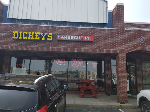 Dickeys Barbecue Pit image 5