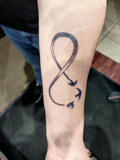 Tattoo Shop «Living Art Gallery Tattoo Lounge», reviews and photos, 3107 S El Camino Real, San Clemente, CA 92672, USA