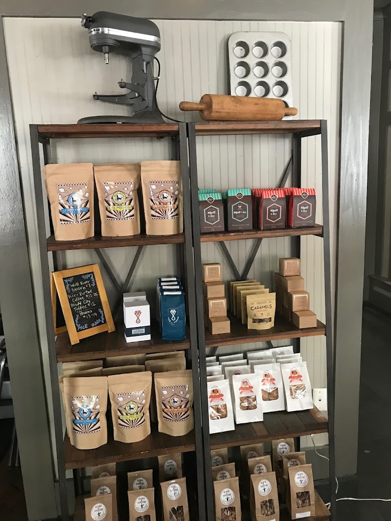 King & Union Bar Grocery 38103