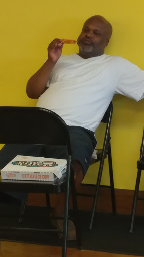 Barber Shop «Nu Look Barber & Styling Shop», reviews and photos, 1626 Spring St, Jeffersonville, IN 47130, USA