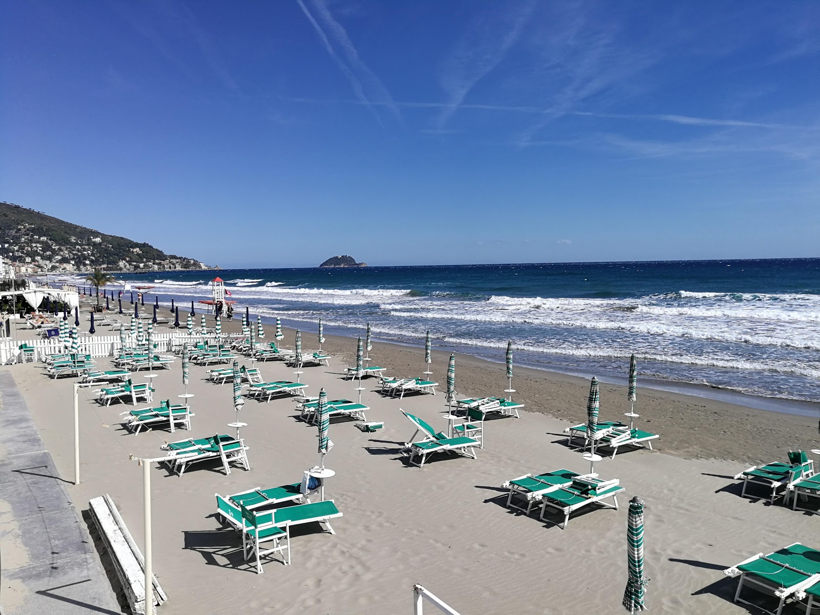 Foto von Spiaggia Attrezzata - beliebter Ort unter Entspannungskennern