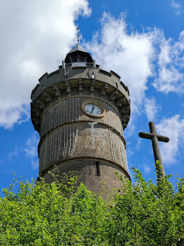 La tour du calvaire à Chatonnay