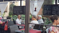 Atmosphère du Restaurant La Treille à Roussillon - n°10