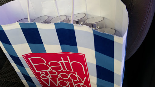 Beauty Supply Store «Bath & Body Works», reviews and photos, 9163 E Stockton Blvd, Elk Grove, CA 95624, USA