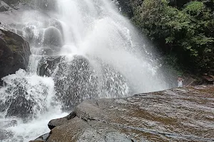 Sirimane Falls image