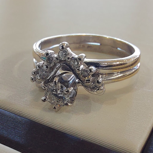 Jeweler «Golden Jewels», reviews and photos, 288 E Ovilla Rd, Red Oak, TX 75154, USA