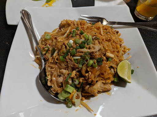 Shopping Mall «Gateway Plaza», reviews and photos, 21929 Ventura Blvd, Los Angeles, CA 91364, USA