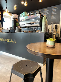 Atmosphère du Café Arctic Juice & Café à Chamonix-Mont-Blanc - n°13