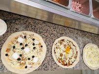 Plats et boissons du Pizzeria Pizza Etoile à Mehun-sur-Yèvre - n°1