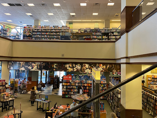 Book Store «Barnes & Noble», reviews and photos, 2800 Clarendon Blvd, Arlington, VA 22201, USA