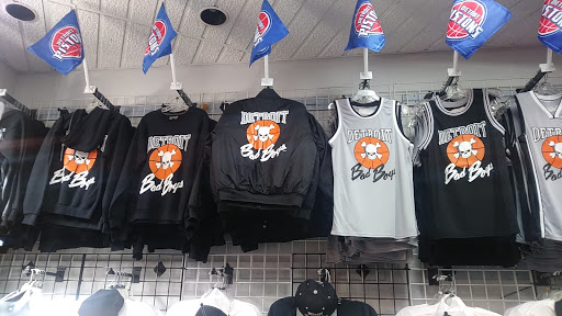 Sports Memorabilia Store «Sports Mania Detroit», reviews and photos, 400 Monroe Ave, Detroit, MI 48226, USA