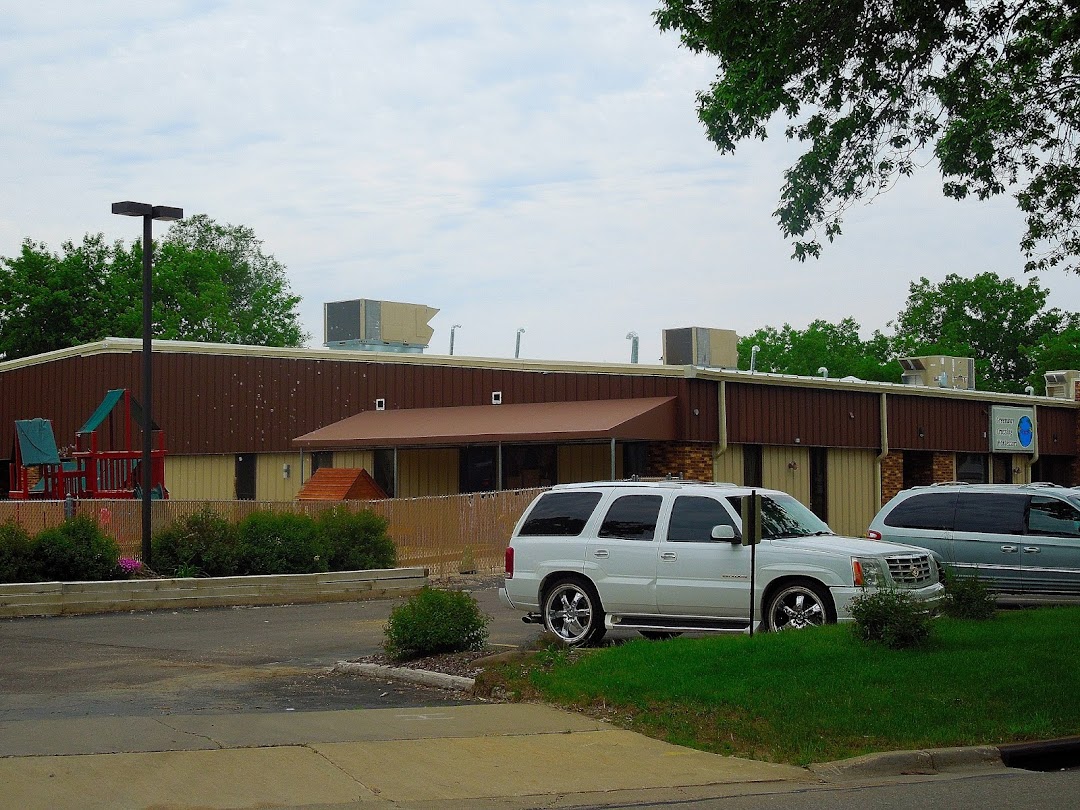 Greenway Crossing Montessori School