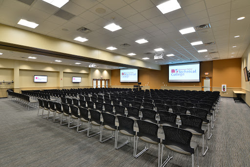 School «Chippewa Valley Technical College - Business Education Center», reviews and photos