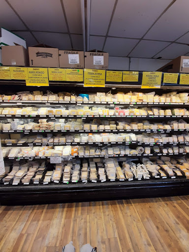 Market «Bagliani’s Food Market», reviews and photos, 417 12th St, Hammonton, NJ 08037, USA