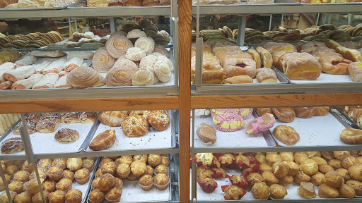 Grocery Store «Fiesta Market», reviews and photos, 160 N Bolingbrook Dr, Bolingbrook, IL 60440, USA