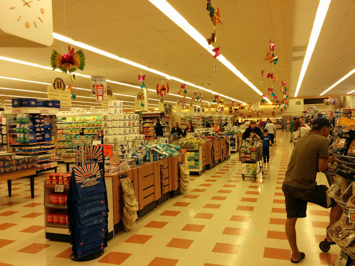 Grocery Store «Market Basket», reviews and photos, 110 Market Pl Dr, Waltham, MA 02451, USA